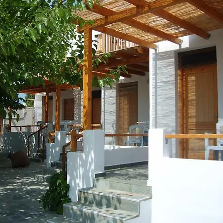 τo κamari Apartment