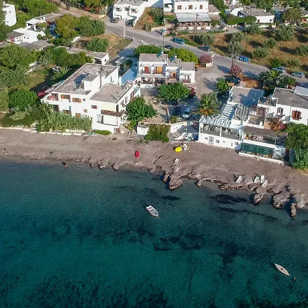 τo κamari * Skyros